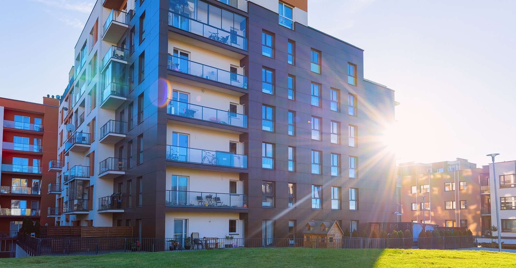 Multifamily Properties Are Positioned For A Strong 2021 – Creconsult Chicago Multifamily Multifamily Properties Are Positioned for a Strong 2021 1
