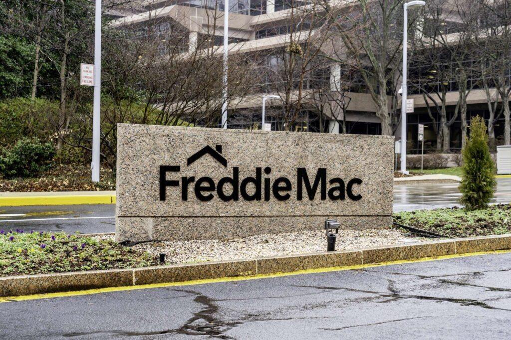 119433 adobestock 331711182 editorial use only - Freddie Mac Investment Index Falls Across All Markets