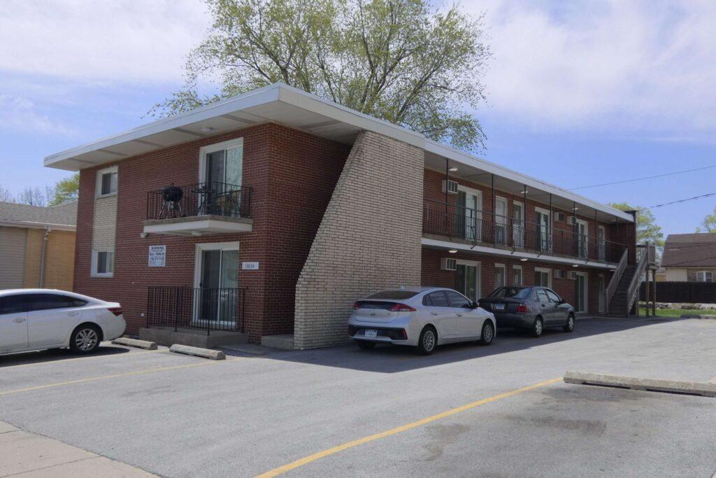 1000238 scaled - Fully Occupied Updated 14 Unit Multifamily Offering 13024-13034 Honore Blue Island IL