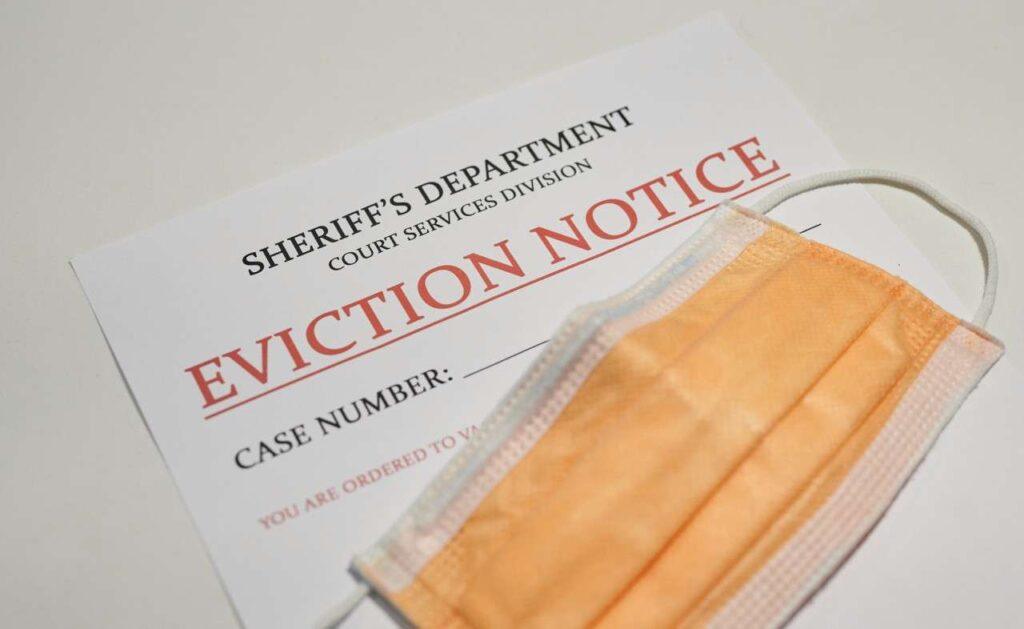 121597 GettyImages 1222254216 1 - Illinois renters can get up to $25,000 in assistance