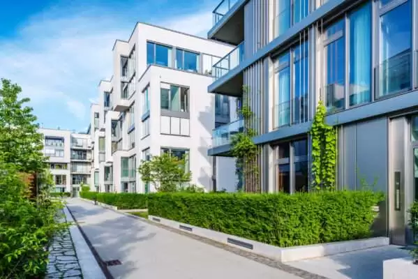 Free apartment building valuation in Chicago for multifamily property owners