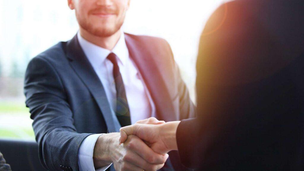 129202 affiliate handshake resize - Mainstreet | 4.20.23 Commercial Deal Makers Forum