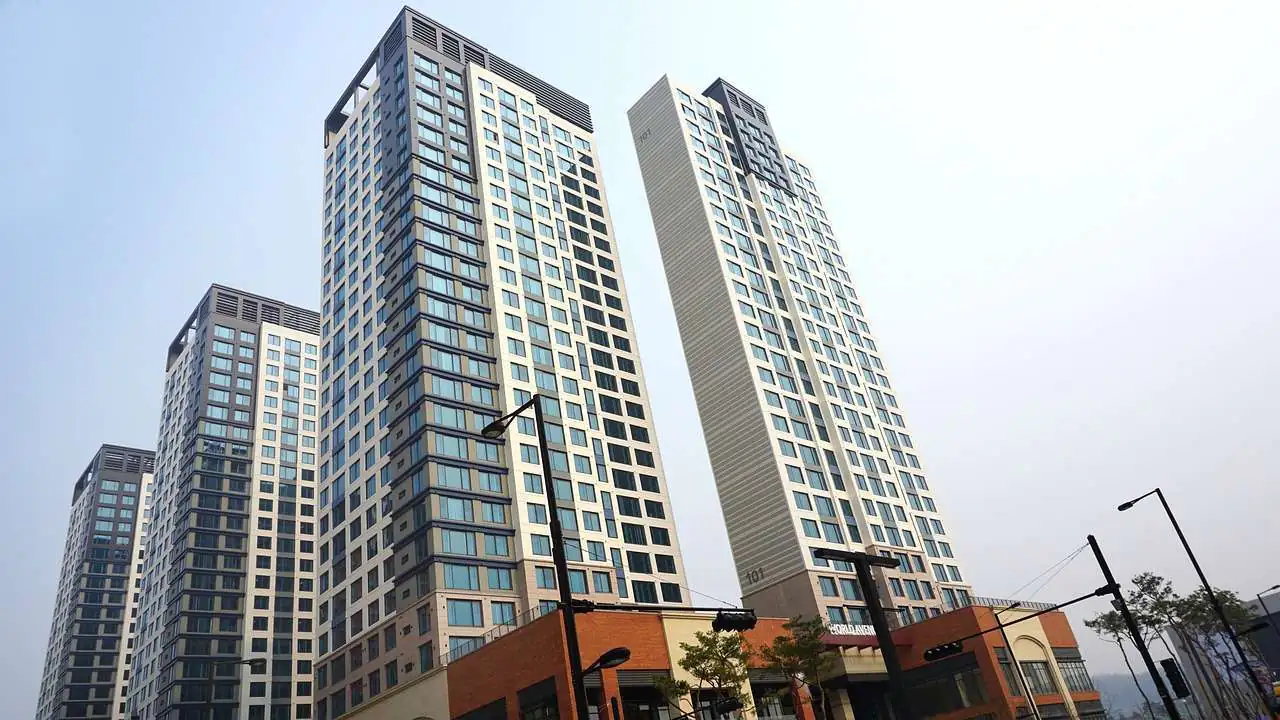 The Basics of Commercial Real Estate Property Types 115