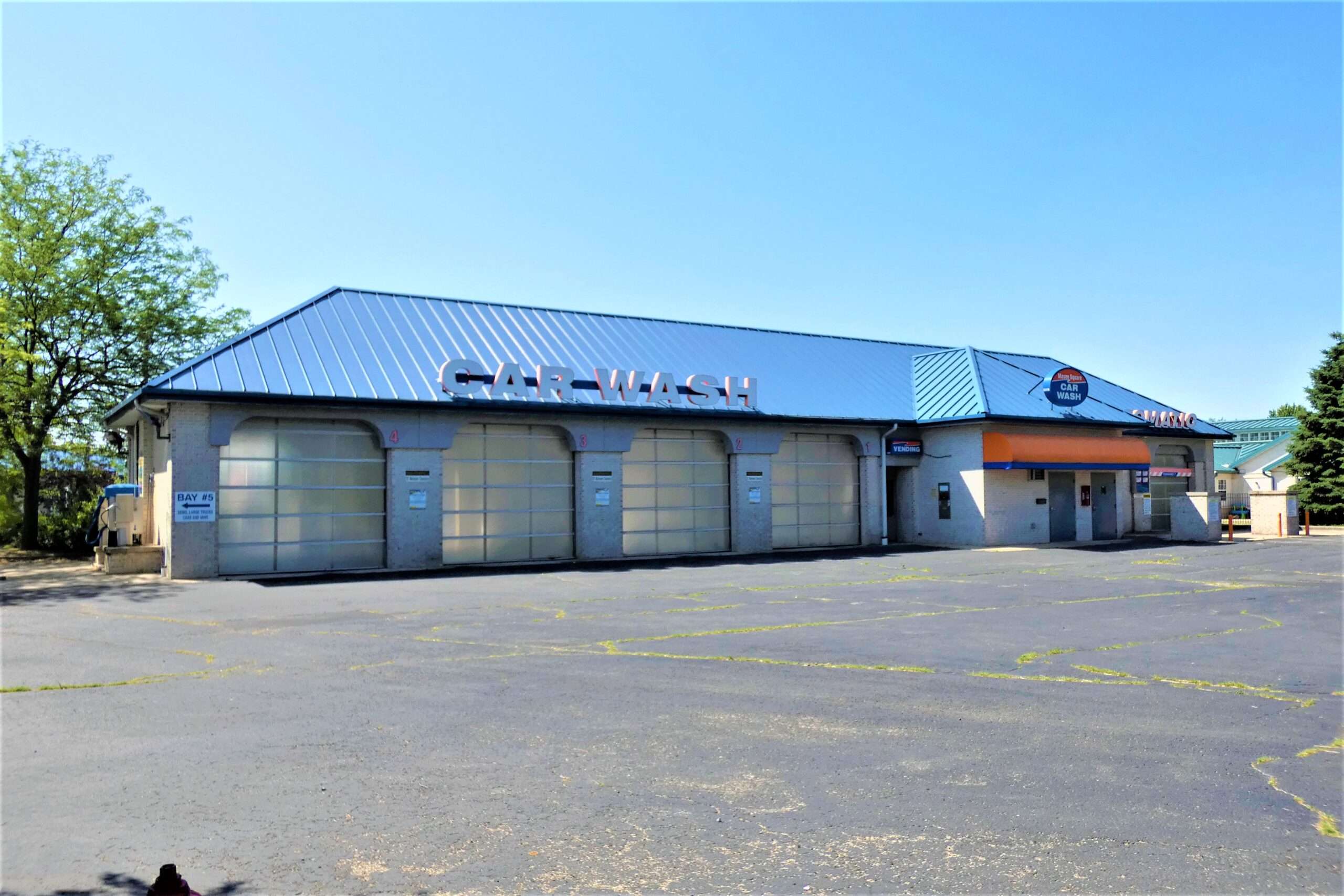 Mason Square Car Wash exterior in Oswego, Illinois