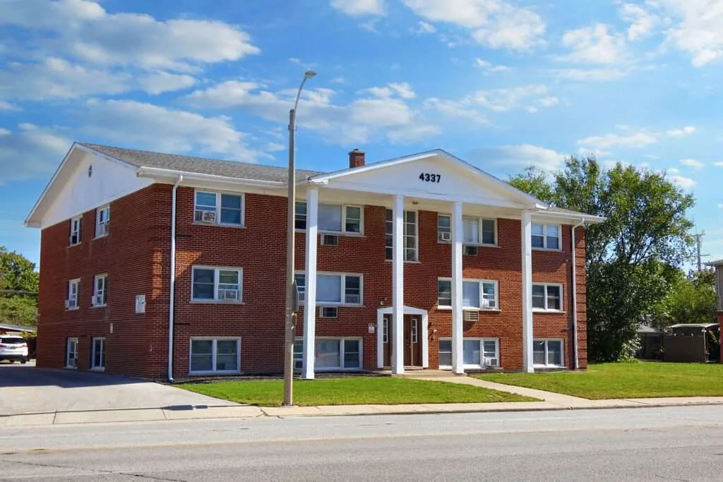 4337 Prescott Avenue, Lyons, Illinois – 12-unit multifamily property sold by eXp Commercial for $1,450,000.