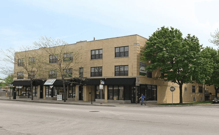 Chicago Street Retail – 3217–3229 West Montrose Avenue