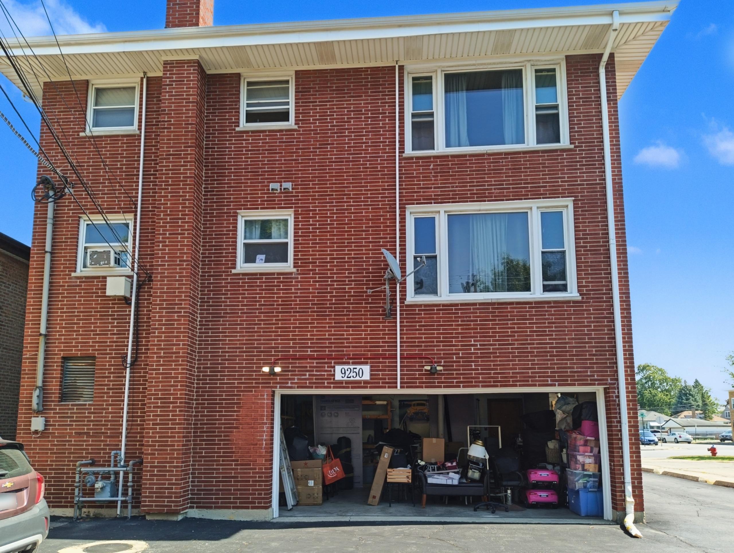 9250 S Kedzie Ave Evergreen Park | 6-Unit Multifamily Mixed-Use