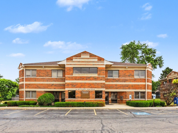 1N131 County Farm Rd | 13,900 SF Office | Winfield, IL 20