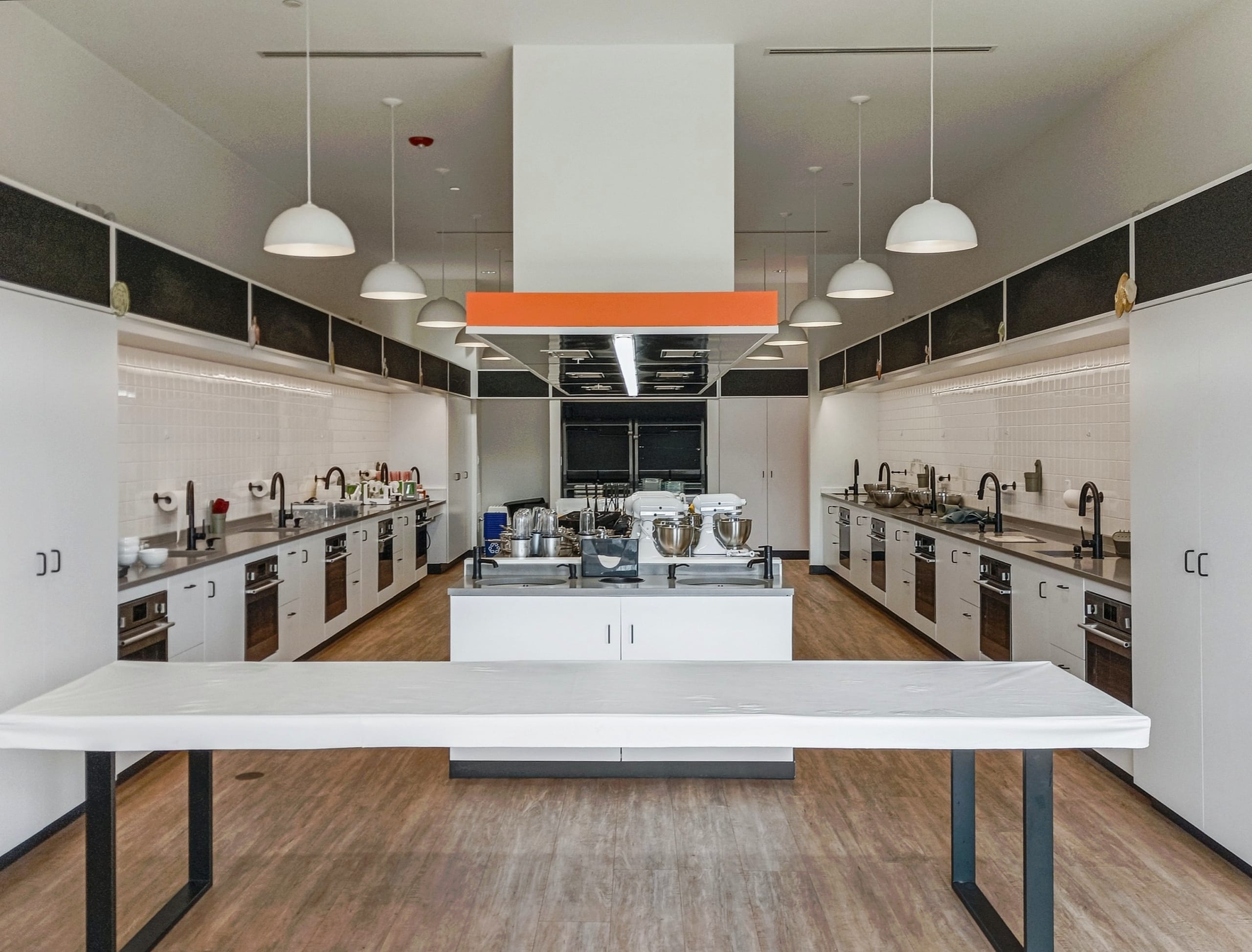 12315 Rhea Drive Suite B, Plainfield commercial space