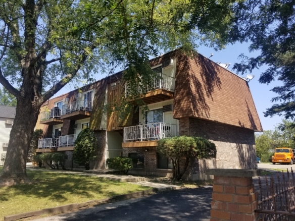 1751 Felten Rd 8-unit multifamily property in Aurora Illinois