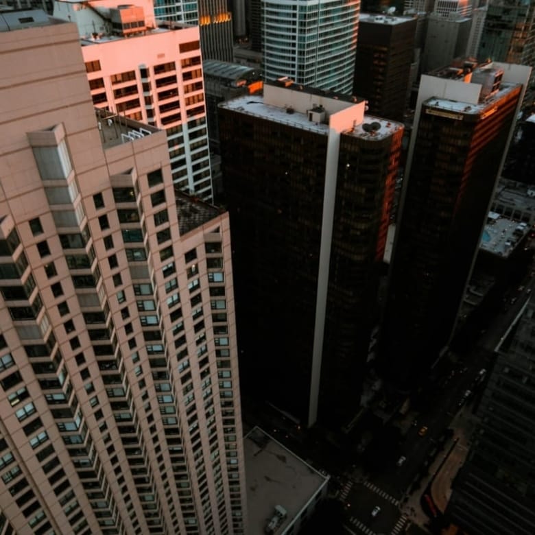 Chicago Multifamily Outlook After the Fed Hike: 5 Signals Owners Should Watch