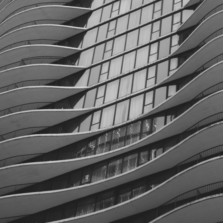The New Multifamily Refinance Test: What Chicago Apartment Owners Should Know